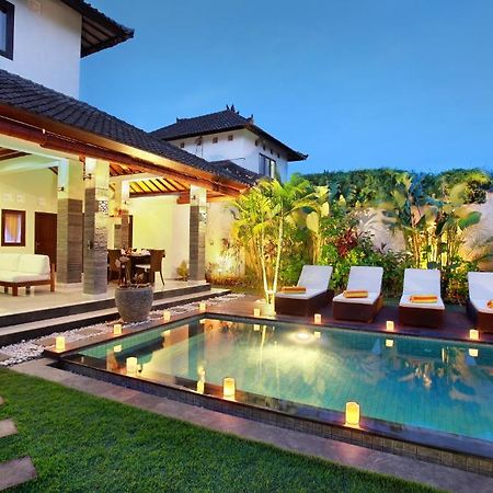 Adhyatma Villa Seminyak Kamer foto